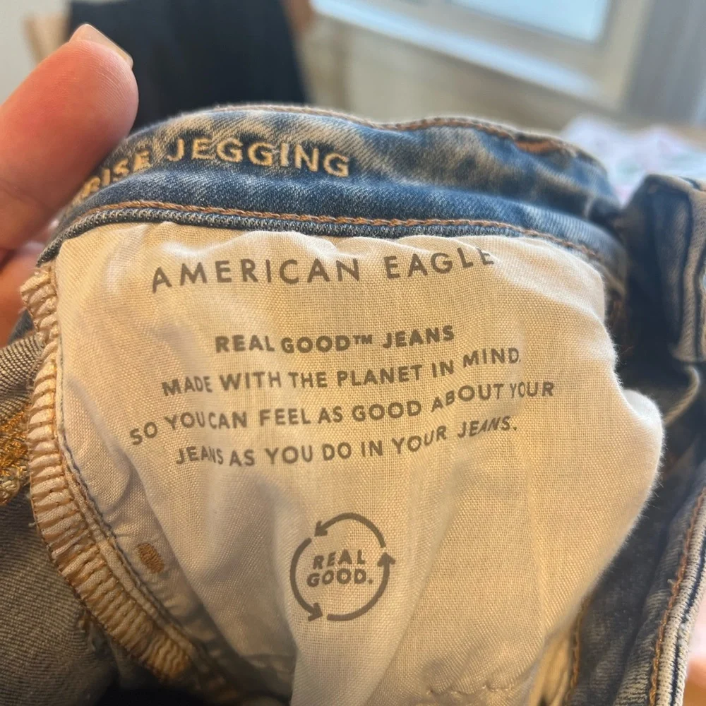 American Eagle Super high rise Jeggings size 4 - Picture 5 of 6